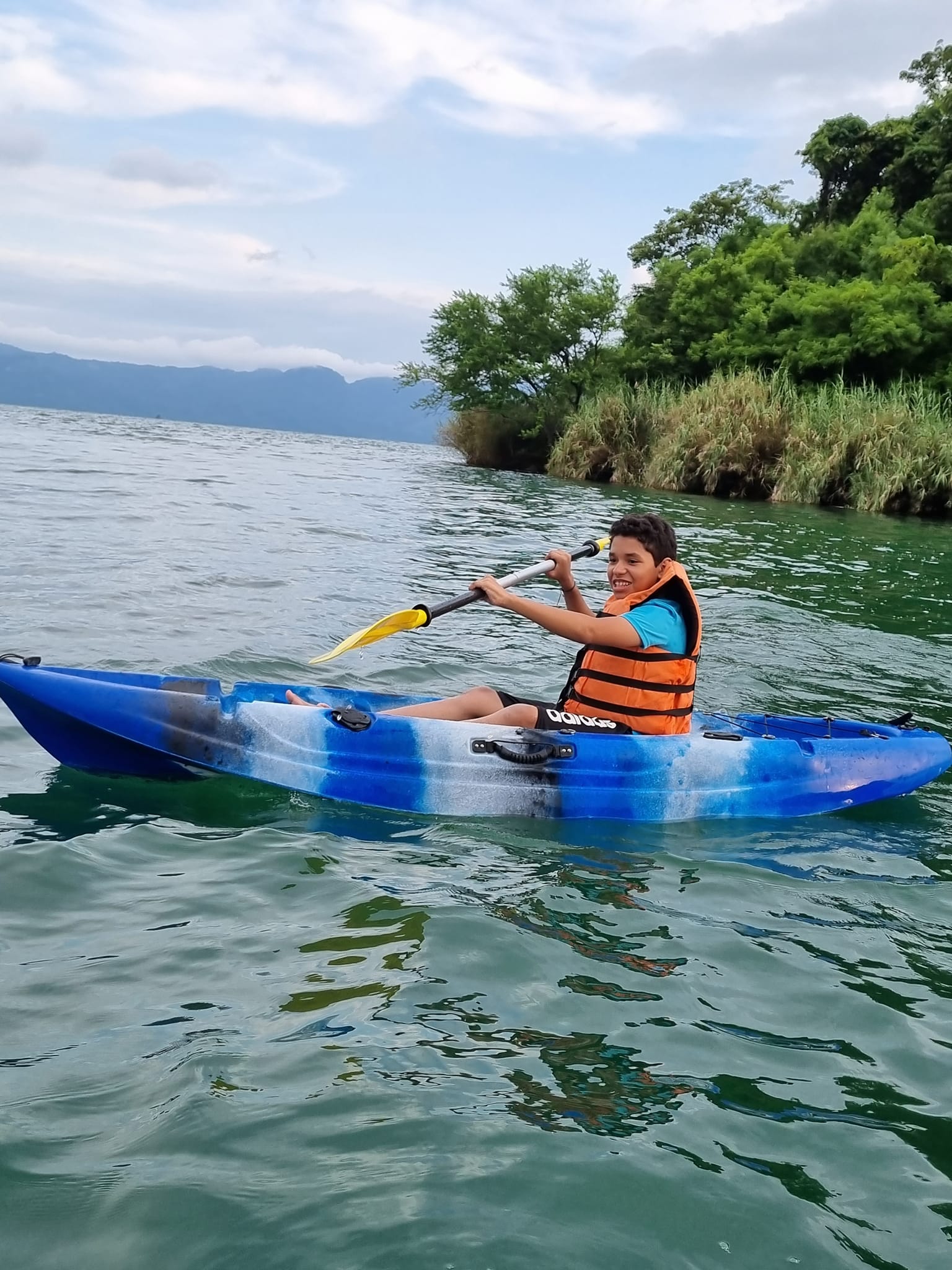Kayak de Pesca Rotatorio de Al - Fishing Kayak Sit In reseña y precio
